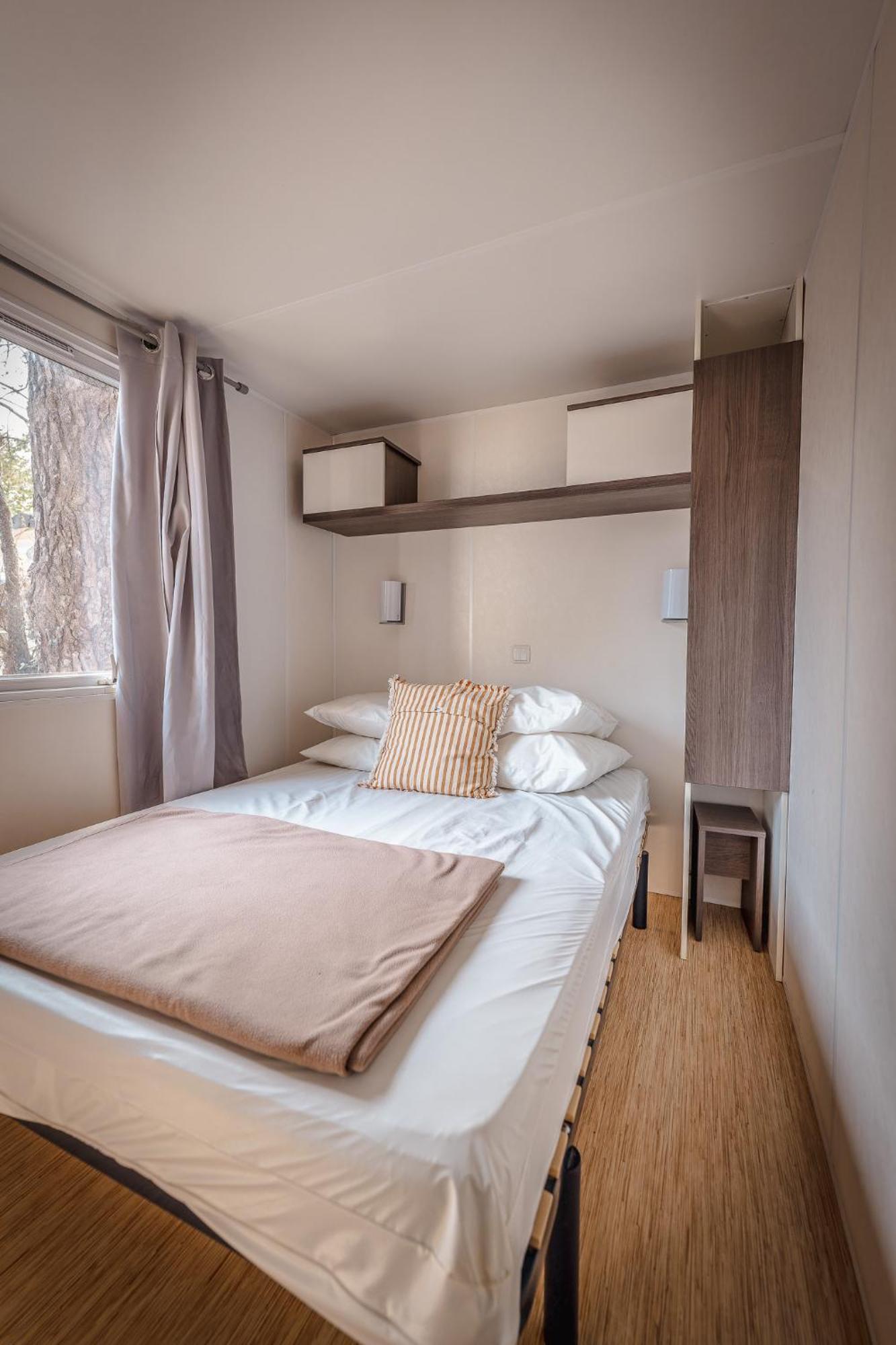 Camping Le Roucan West Виас Екстериор снимка
