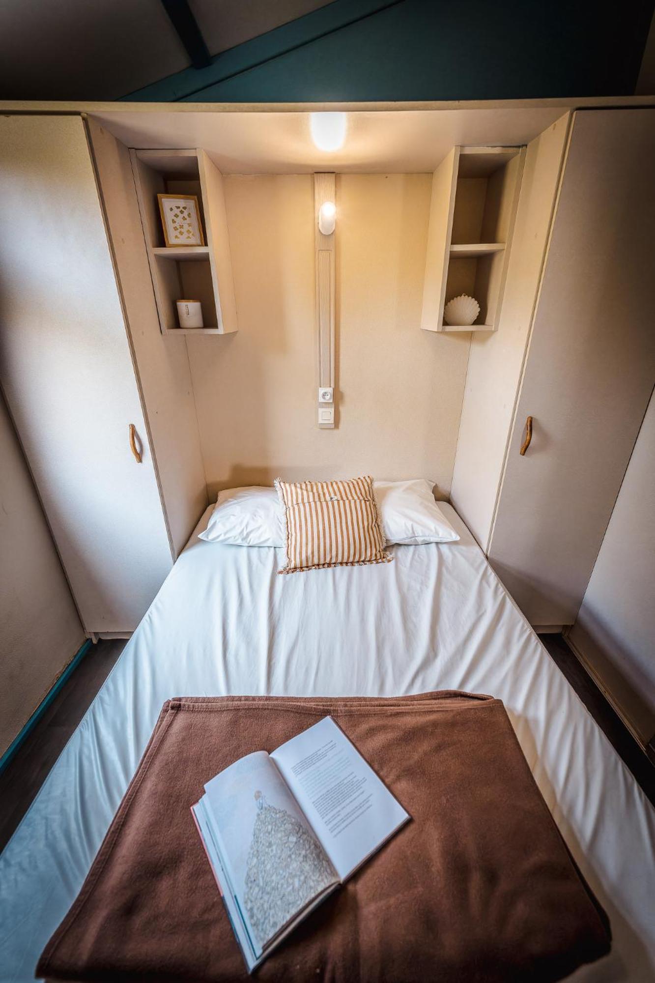 Camping Le Roucan West Виас Екстериор снимка