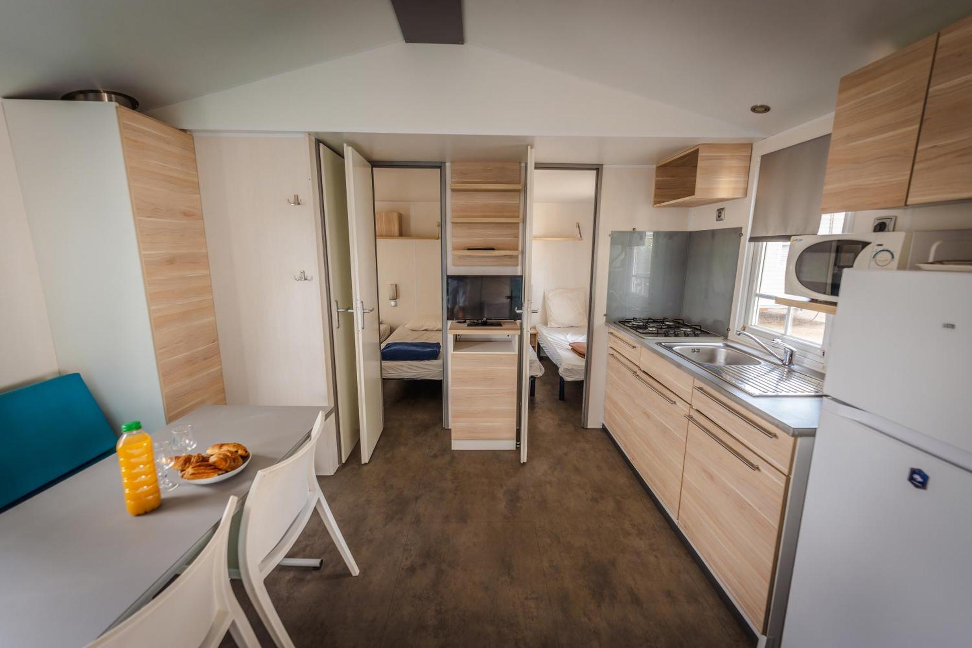 Camping Le Roucan West Виас Екстериор снимка